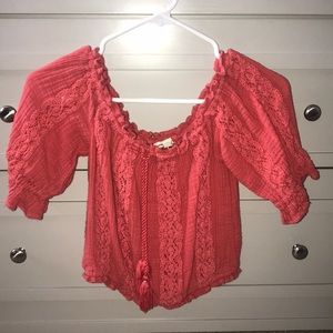 off the shoulder crop top!